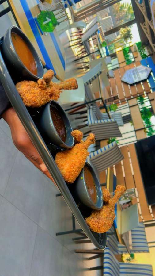 Drumstick popsicles with dipping sauces